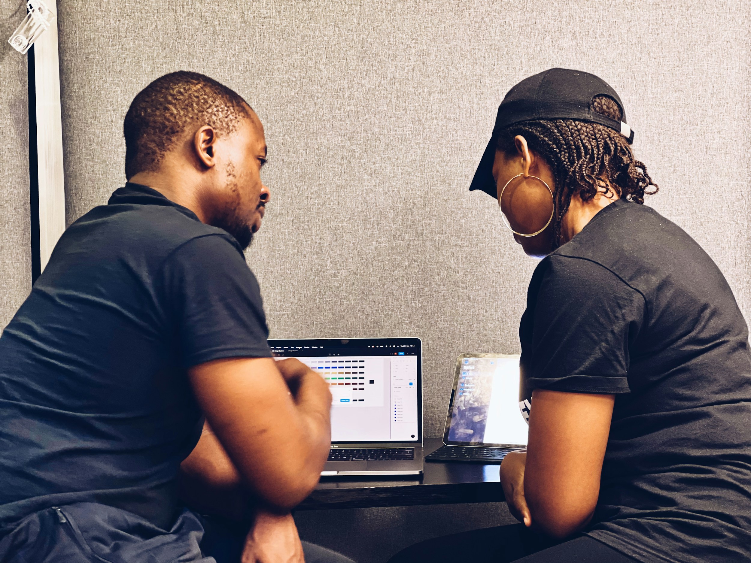 Negent team collaborating on software